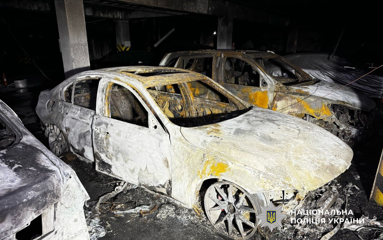Завершено розслідування щодо підпалу автівок в підземному паркінгу Одеси