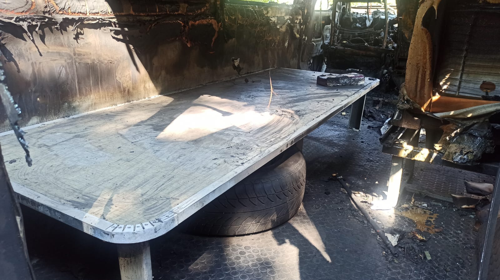 Ганебний вчинок: на Одещині спалили евакуаційну автівку бойової медикині