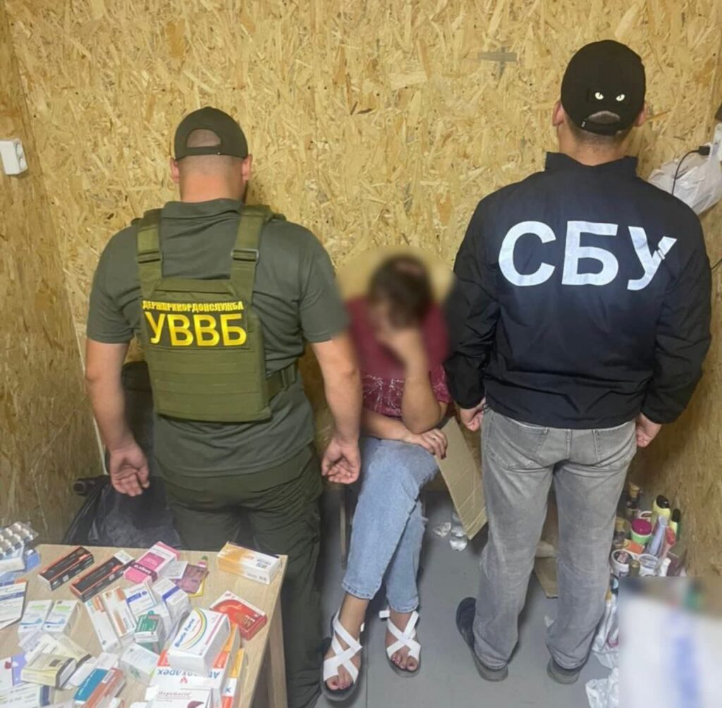 44-річна жінка намагалася ввезти медичну контрабанду через ПП на Одещині