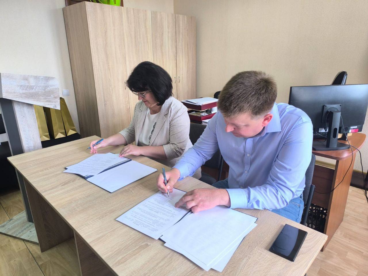 Арциз уклав меморандум про партнерство з Краснопільською громадою: разом до перемоги та відновлення