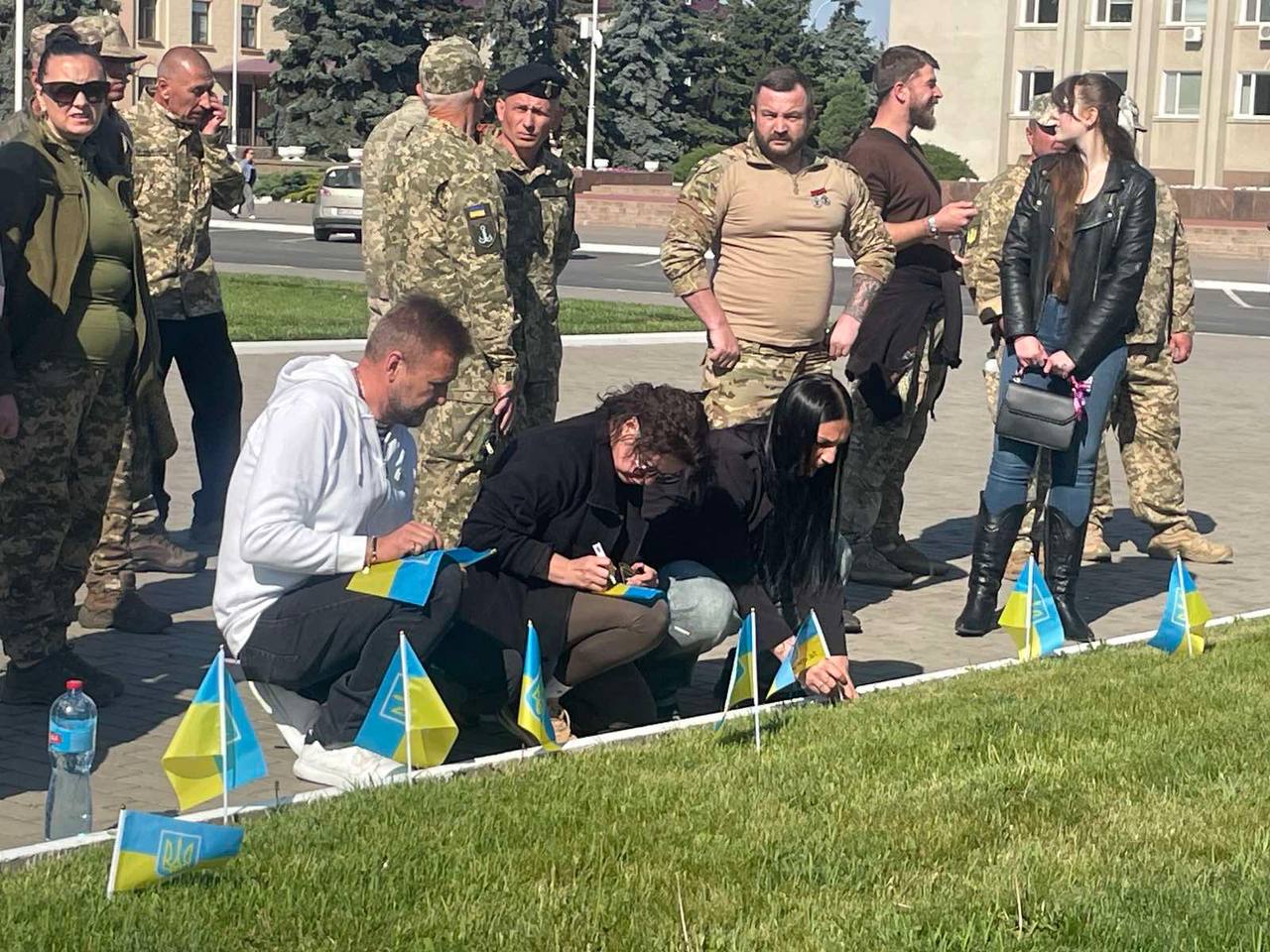 В Ізмаїлі замайорів чорно-білий Прапор Надії
