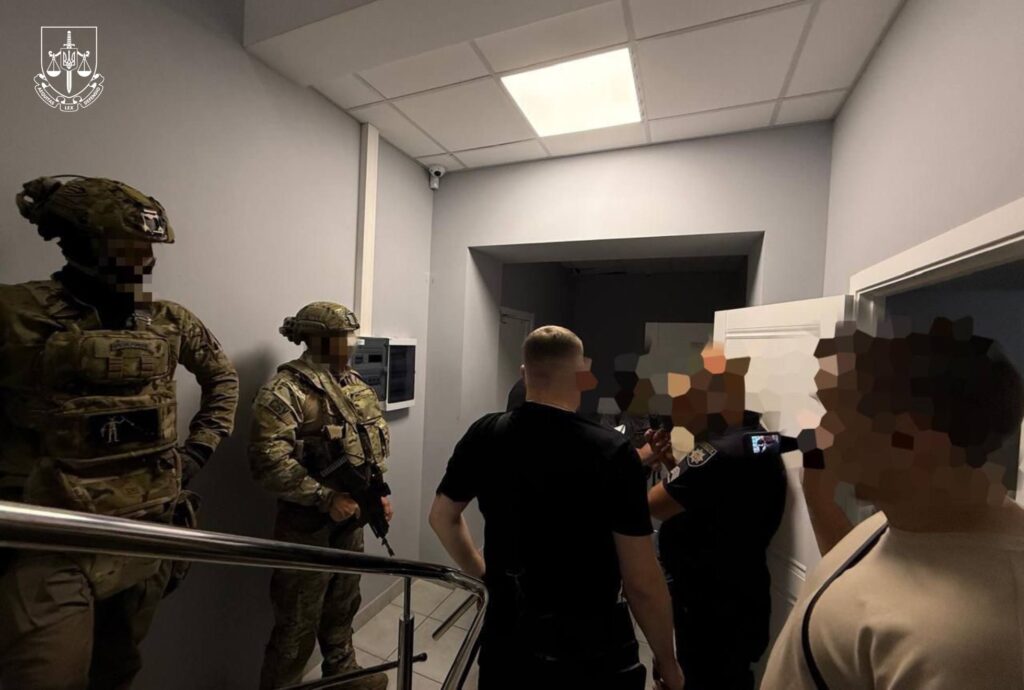 Обшуки в НАБУ по всій Україні: що кажуть у СБУ та САП