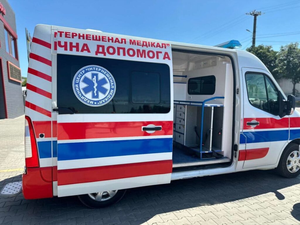 Після ворожої атаки станція Білгород-Дністровської "екстренки" отримала новий спецавтомобіль
