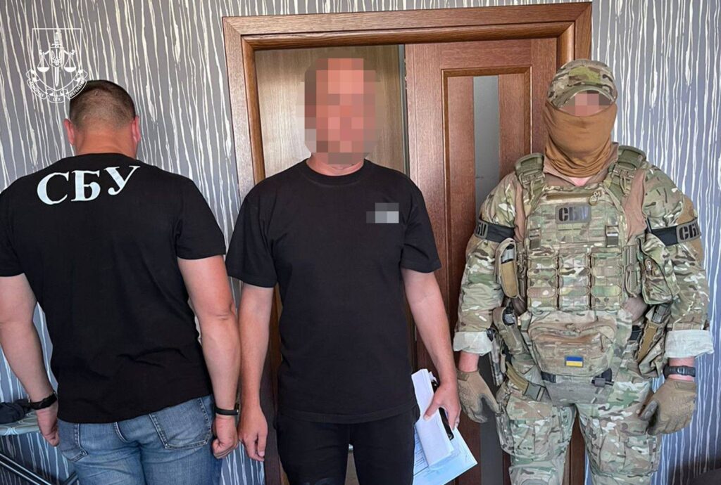 "Заробили" понад вісім мільйонів гривень на закупівлі навантажувачів: керівництво порту на Одещині підозрюють у розтраті