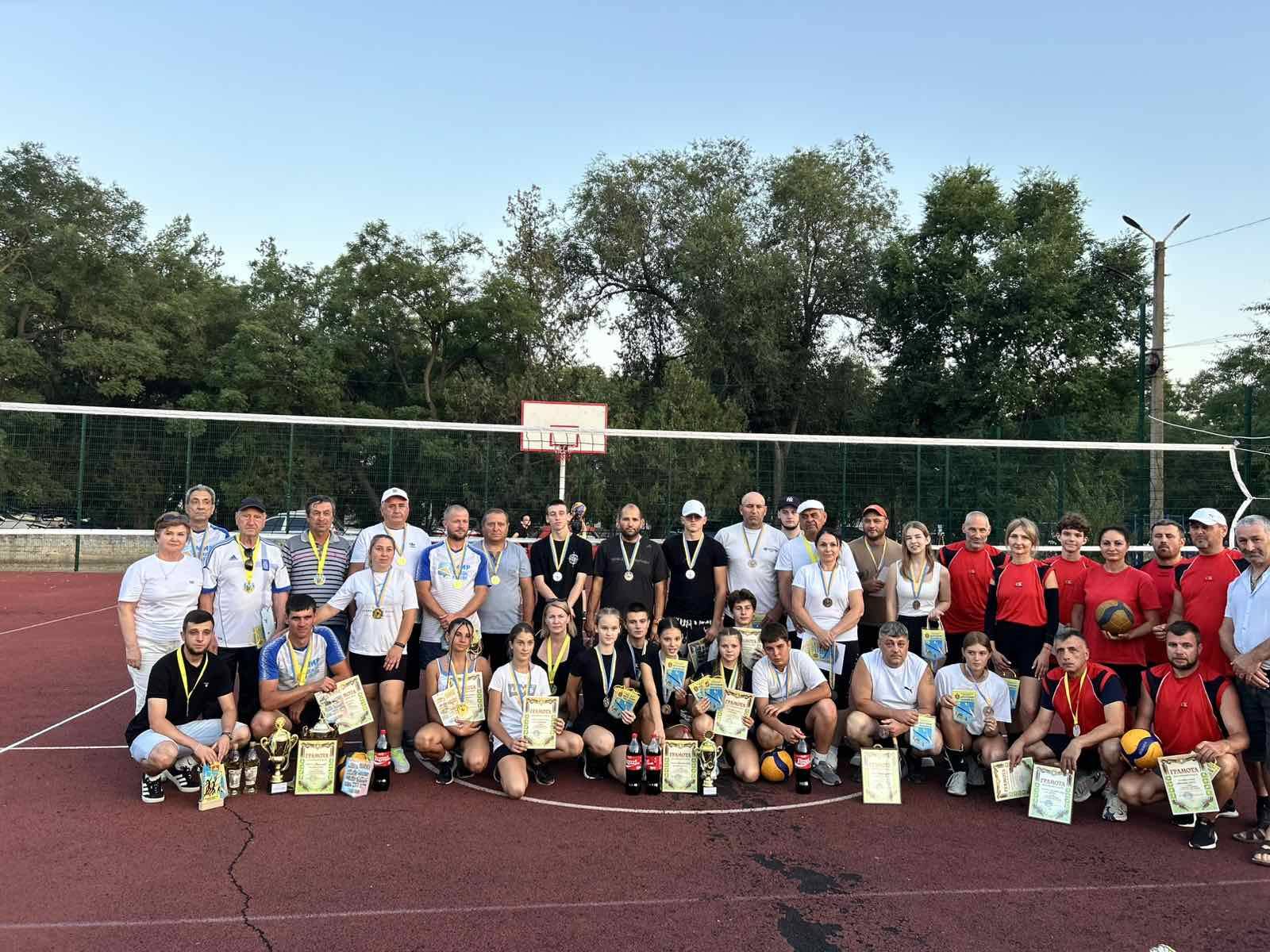 У Болграді відбувся чемпіонат міста з дворового волейболу
