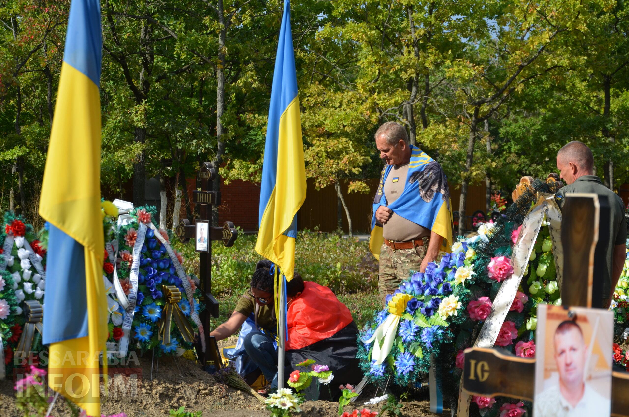 Мітинг, молебень за загиблими Героями та мотопробіг: Ізмаїл урочисто відзначив День Незалежності