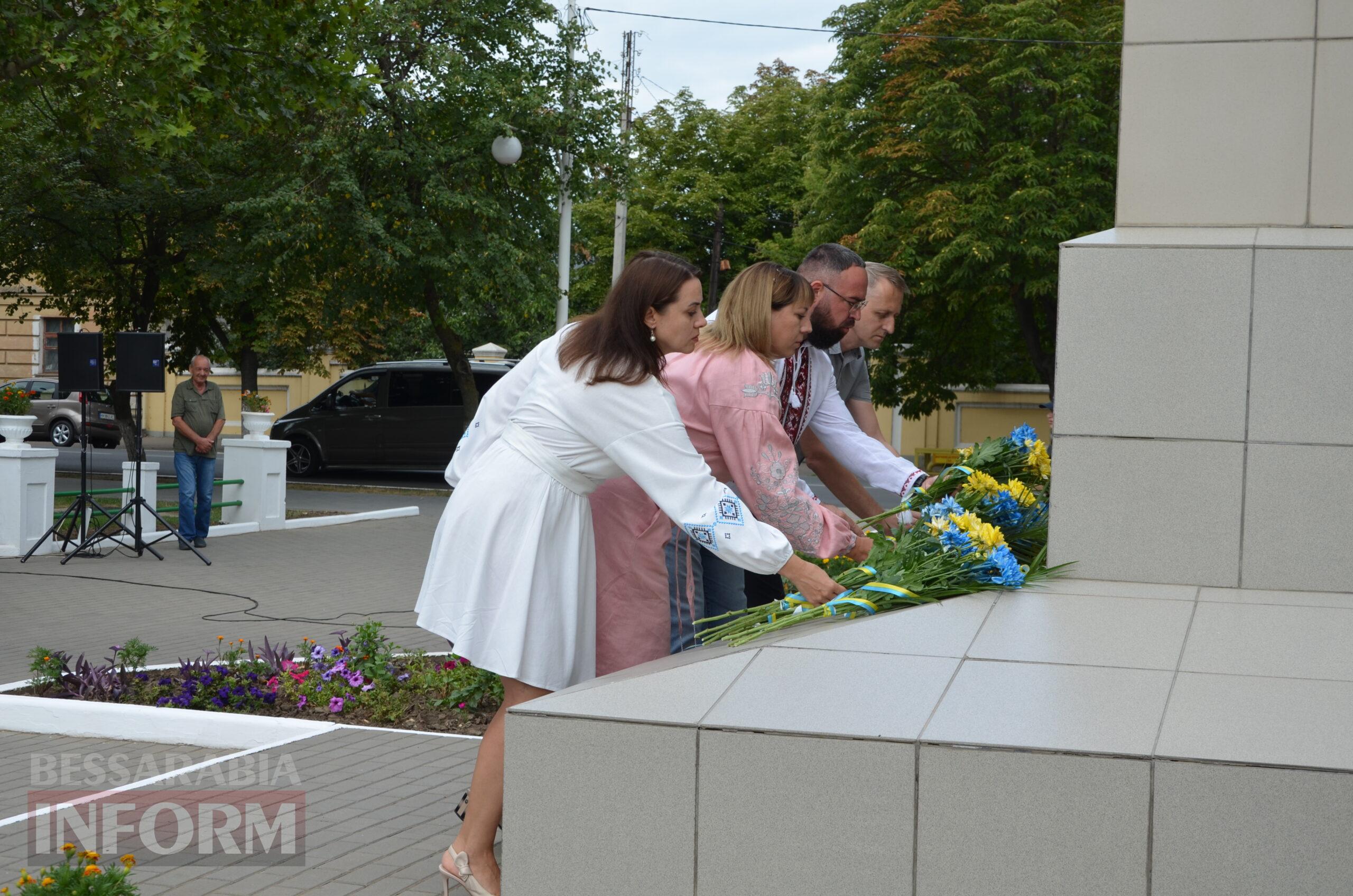 Мітинг, молебень за загиблими Героями та мотопробіг: Ізмаїл урочисто відзначив День Незалежності