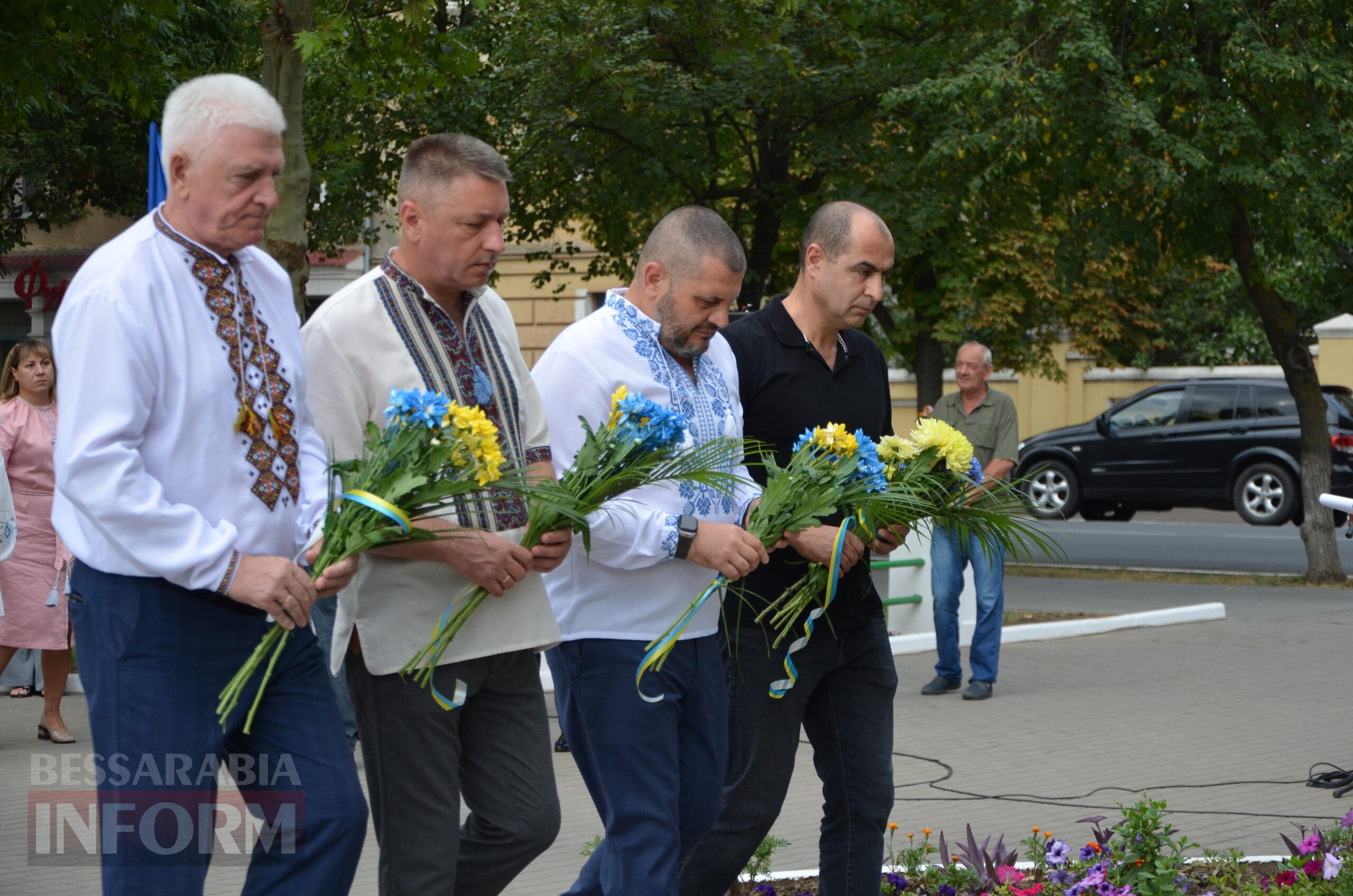 Мітинг, молебень за загиблими Героями та мотопробіг: Ізмаїл урочисто відзначив День Незалежності
