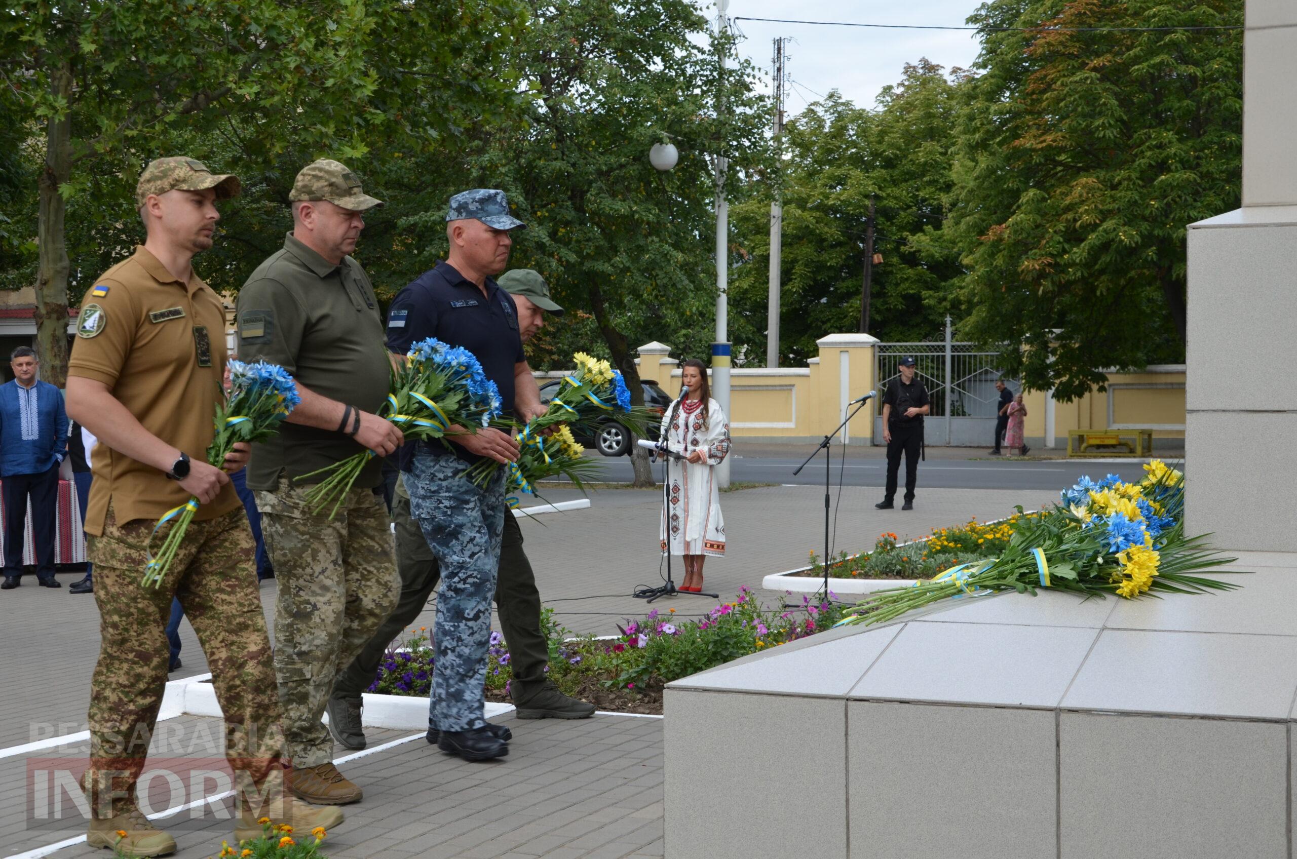 Мітинг, молебень за загиблими Героями та мотопробіг: Ізмаїл урочисто відзначив День Незалежності