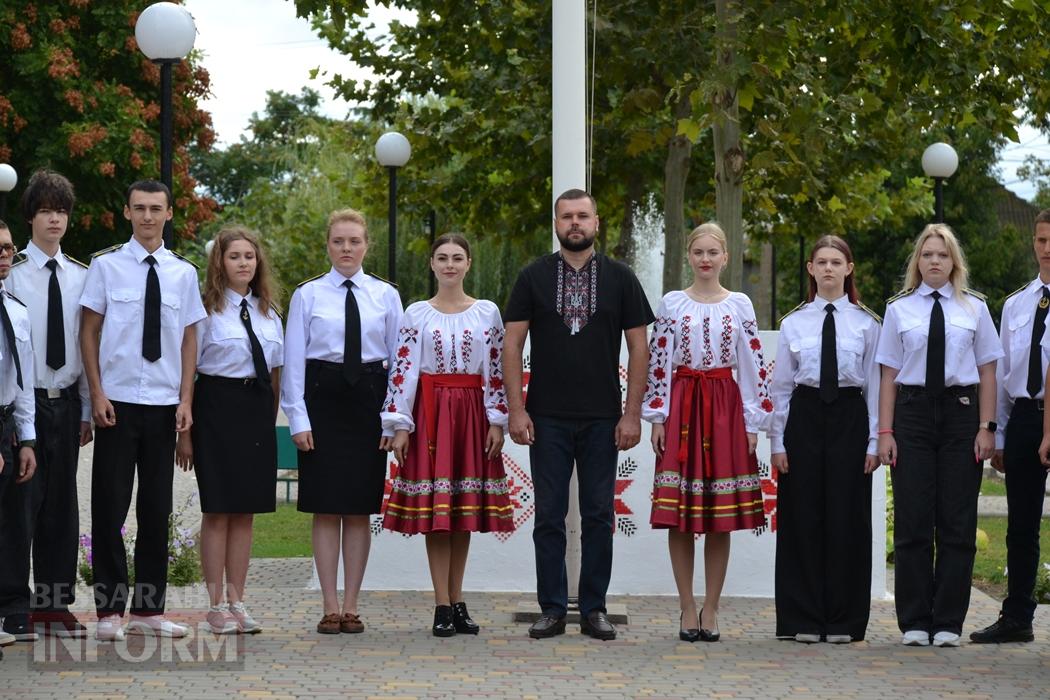 У Кілії урочисто замайорів восьмиметровий синьо-жовтий прапор