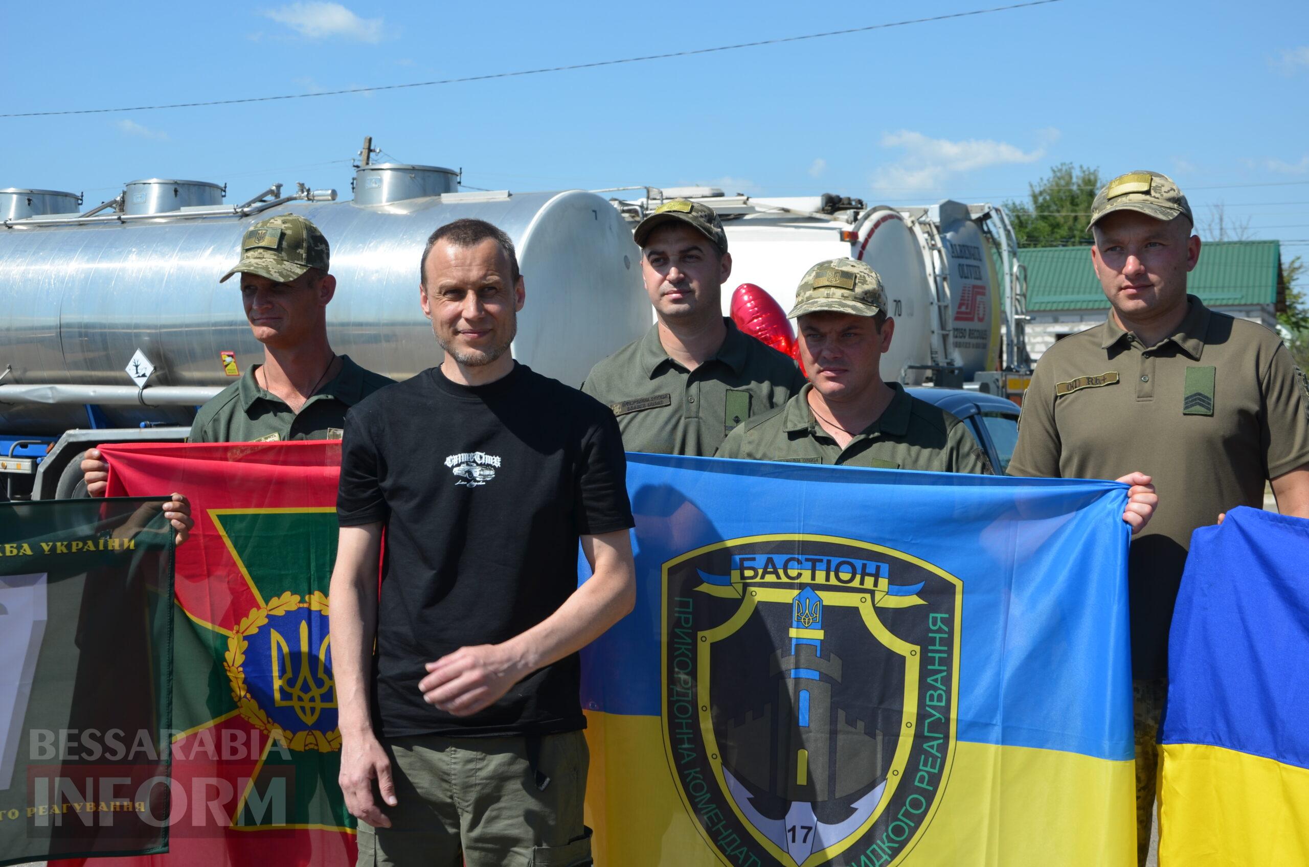 Ізмаїл зворушливо зустрів останнього військовополоненого з острова Зміїний Віталія Гиренка