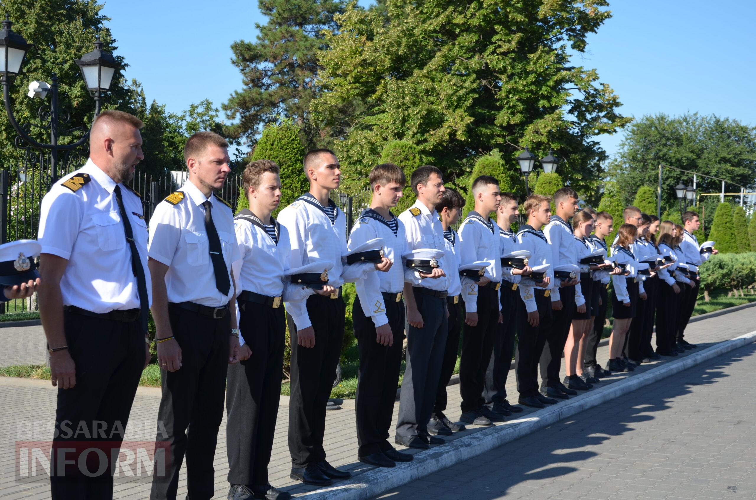 Шикування, стройова підготовка та шлюпочна практика: у курсантів Ізмаїльського ДФК НУ «ОМА» розпочався організаційний період
