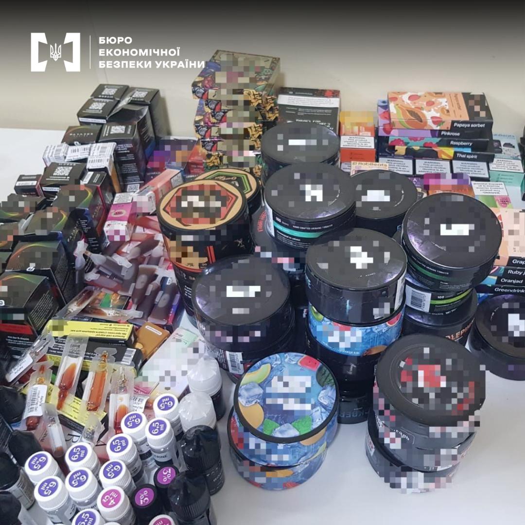 На Одещині засудили членів злочинної групи,  які керували мережею магазинів з продажу кальянного тютюну
