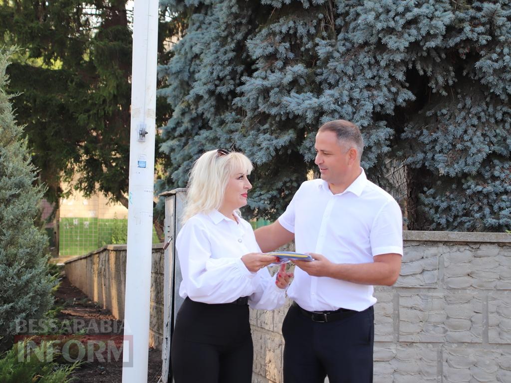 В Болграді вперше відзначили День Державного Прапора України ходою з 40-метровим синьо-жовтим стягом по вулицях міста