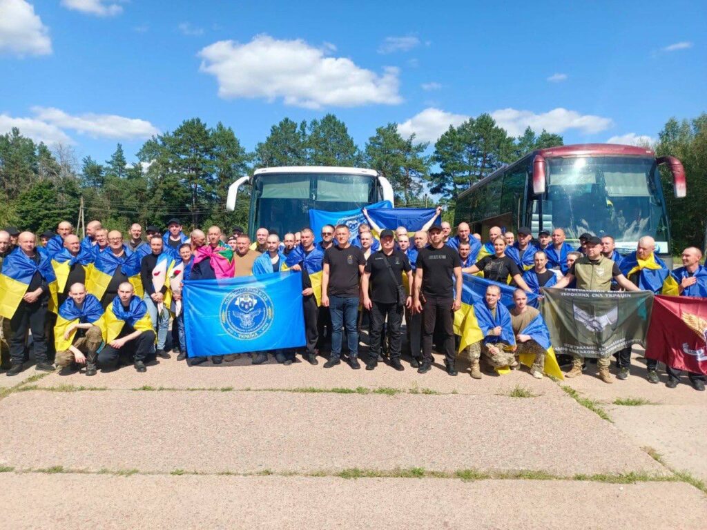 Україна та рф провели ще один обмін полоненими: серед звільнених - поневолені з 2014 року