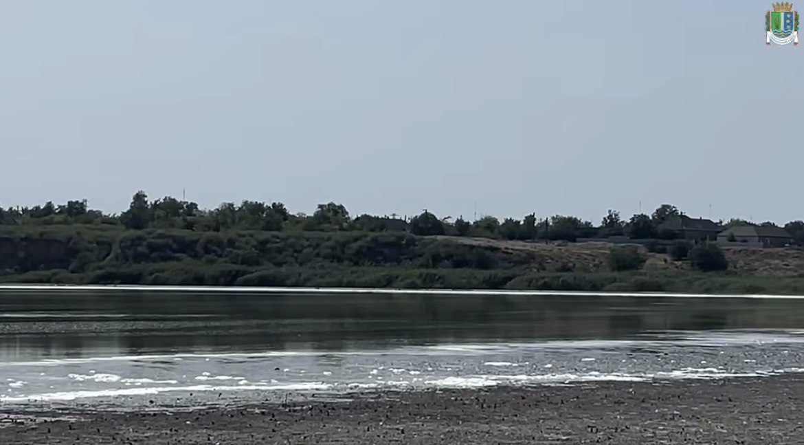 Озеро Китай на межі загибелі: голови громад обговорили шляхи виходу з екологічної кризи