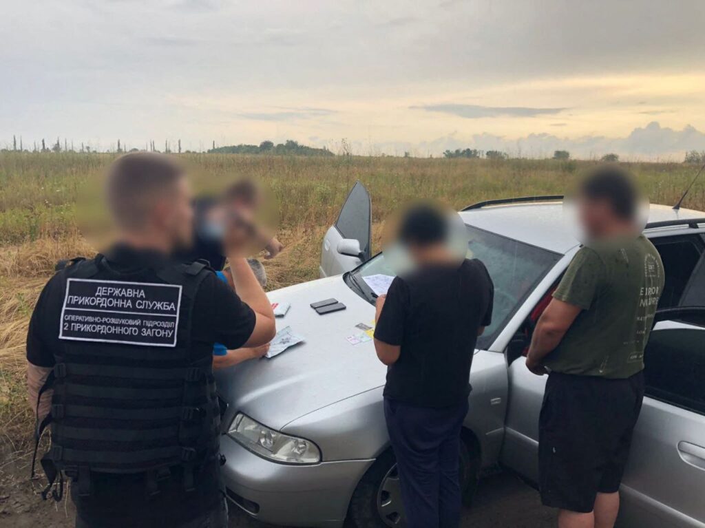 Схема провалилася: парочка з Одещини переправляла військовозобов’язаних до Молдови
