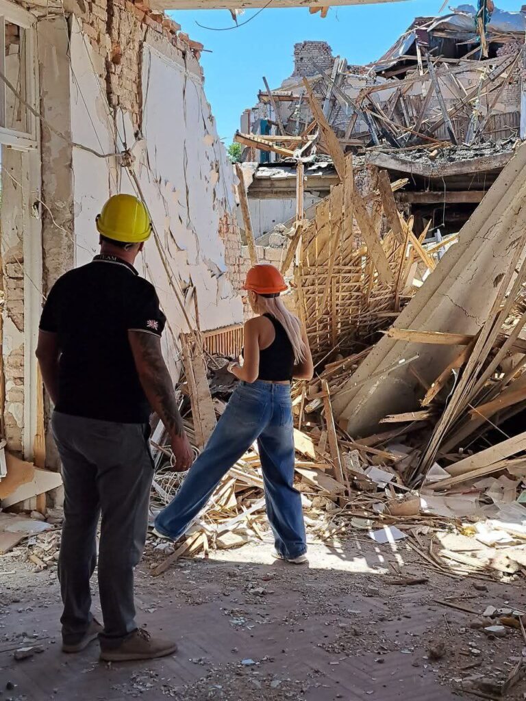 Знести все чи відбудувати збережене? У постраждалому від "Іскандерів" ліцеї Аккермана працювала експертка