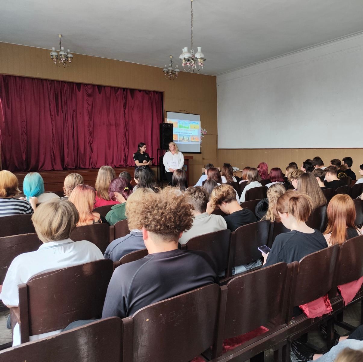 Прокурори та поліціянти посилюють роботу із запобігання суїцидам в Ізмаїльському районі