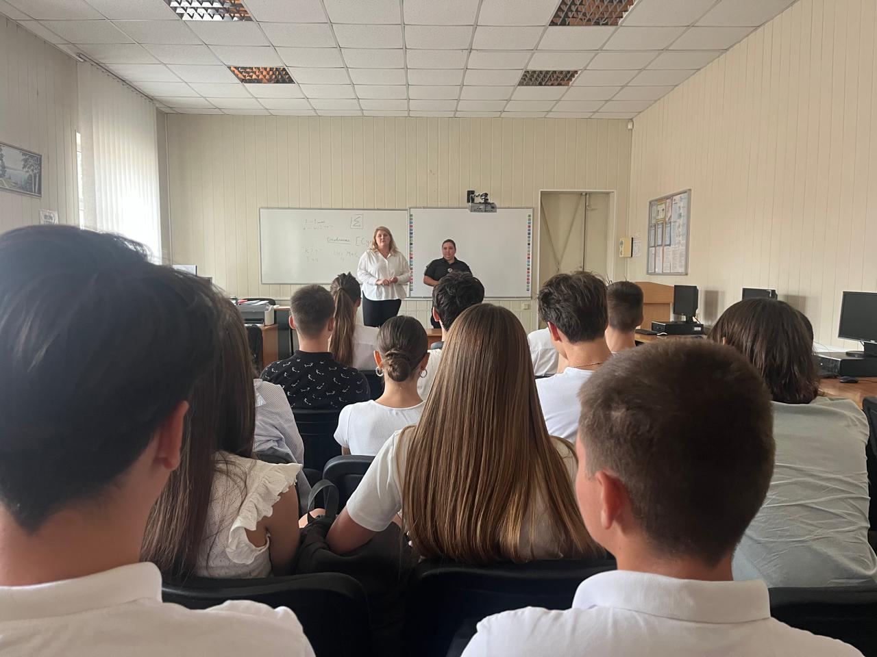 Прокурори та поліціянти посилюють роботу із запобігання суїцидам в Ізмаїльському районі