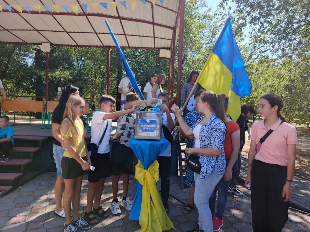 На благодійному ярмарку учні з Тарутинської громади зібрали понад 35 тисяч гривень на ЗСУ