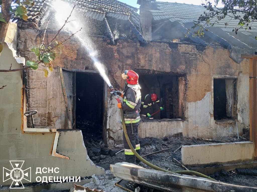 Внаслідок короткого замикання в електромережі у Сараті загинуло двоє людей