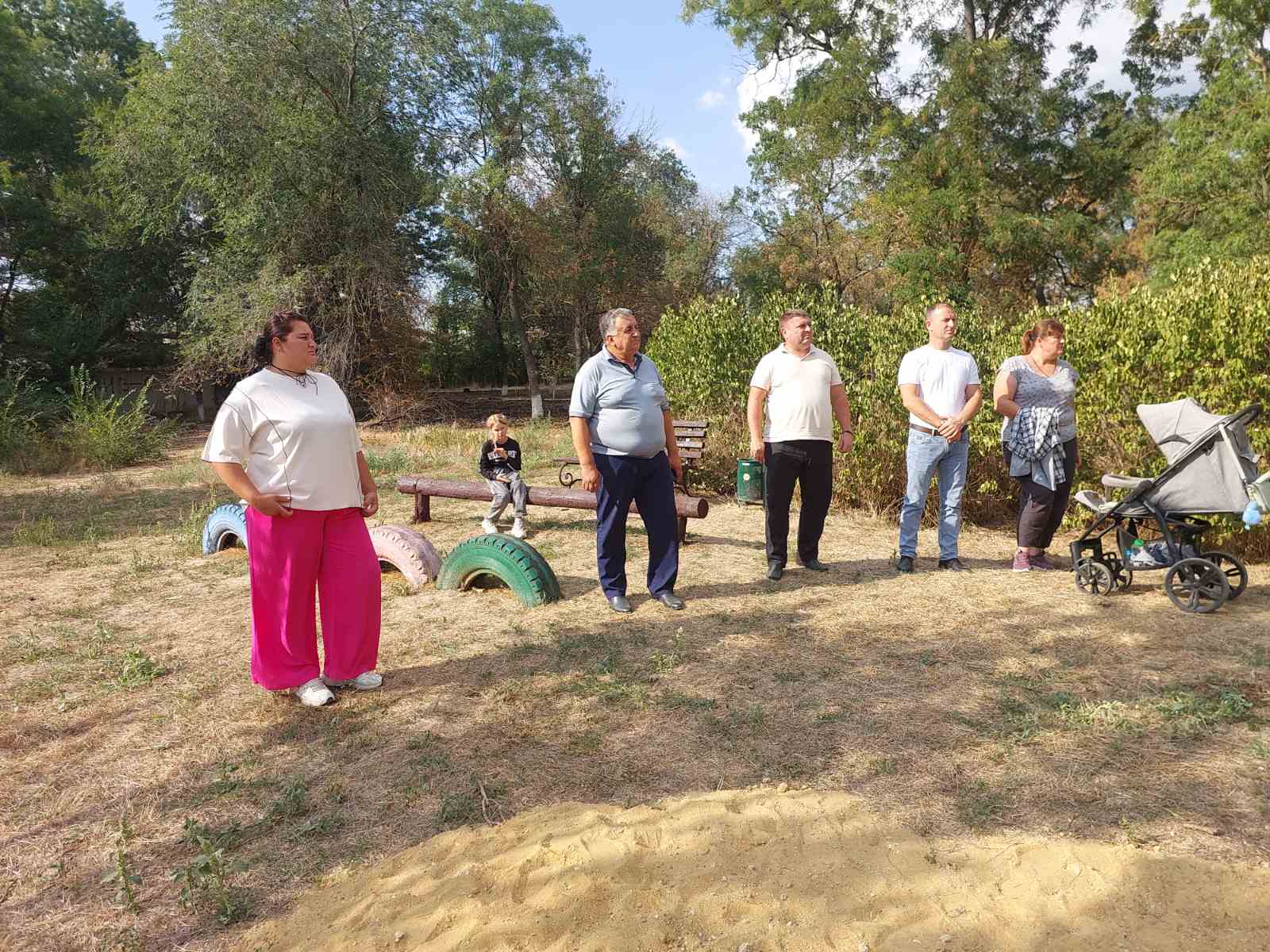 Родина загиблого Героя з селища Болградського району подарувала дітям спортивний майданчик