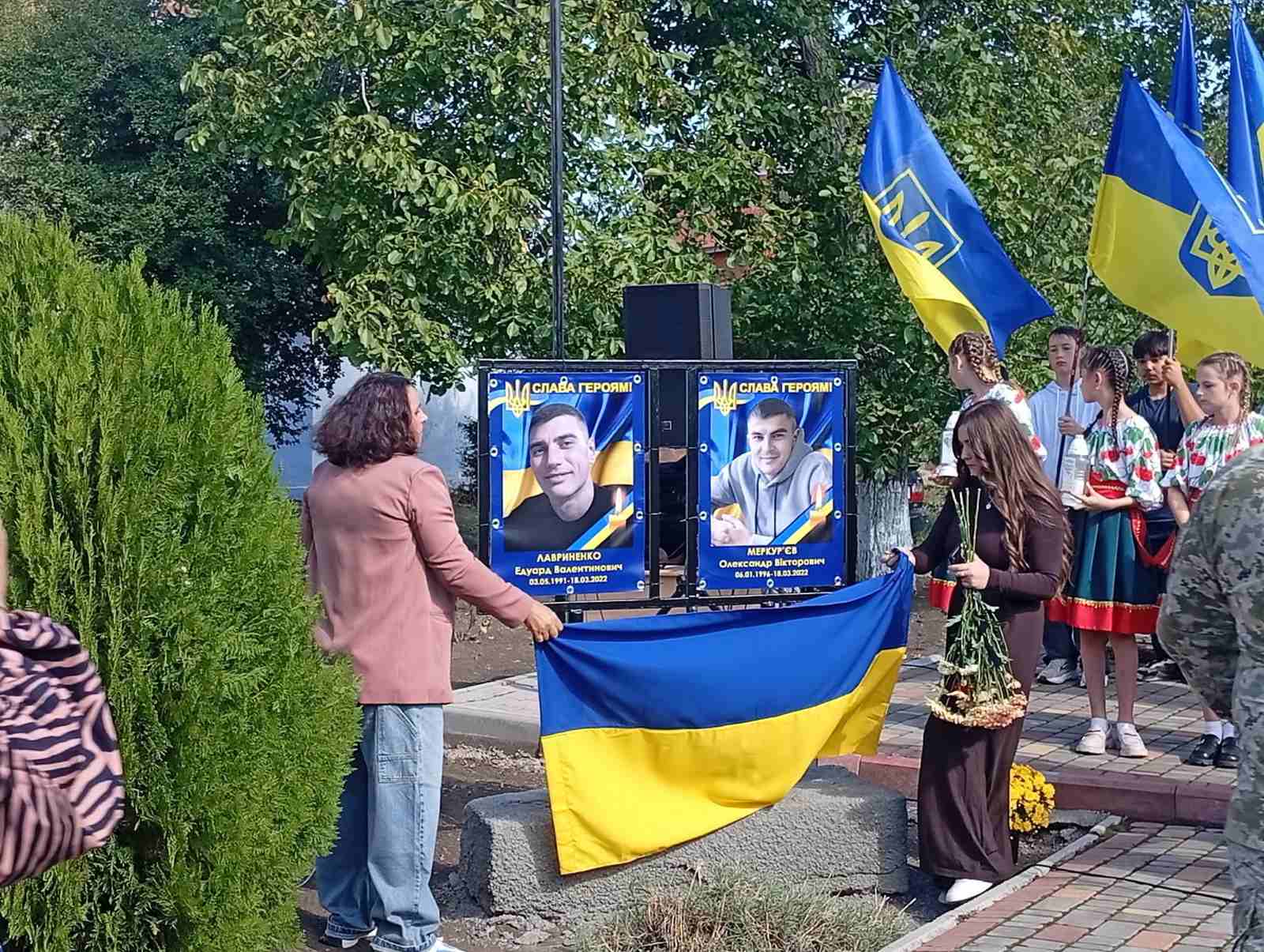 В селі Підгірне Тарутинської громади на честь полеглих захисників відкрили Алею Слави