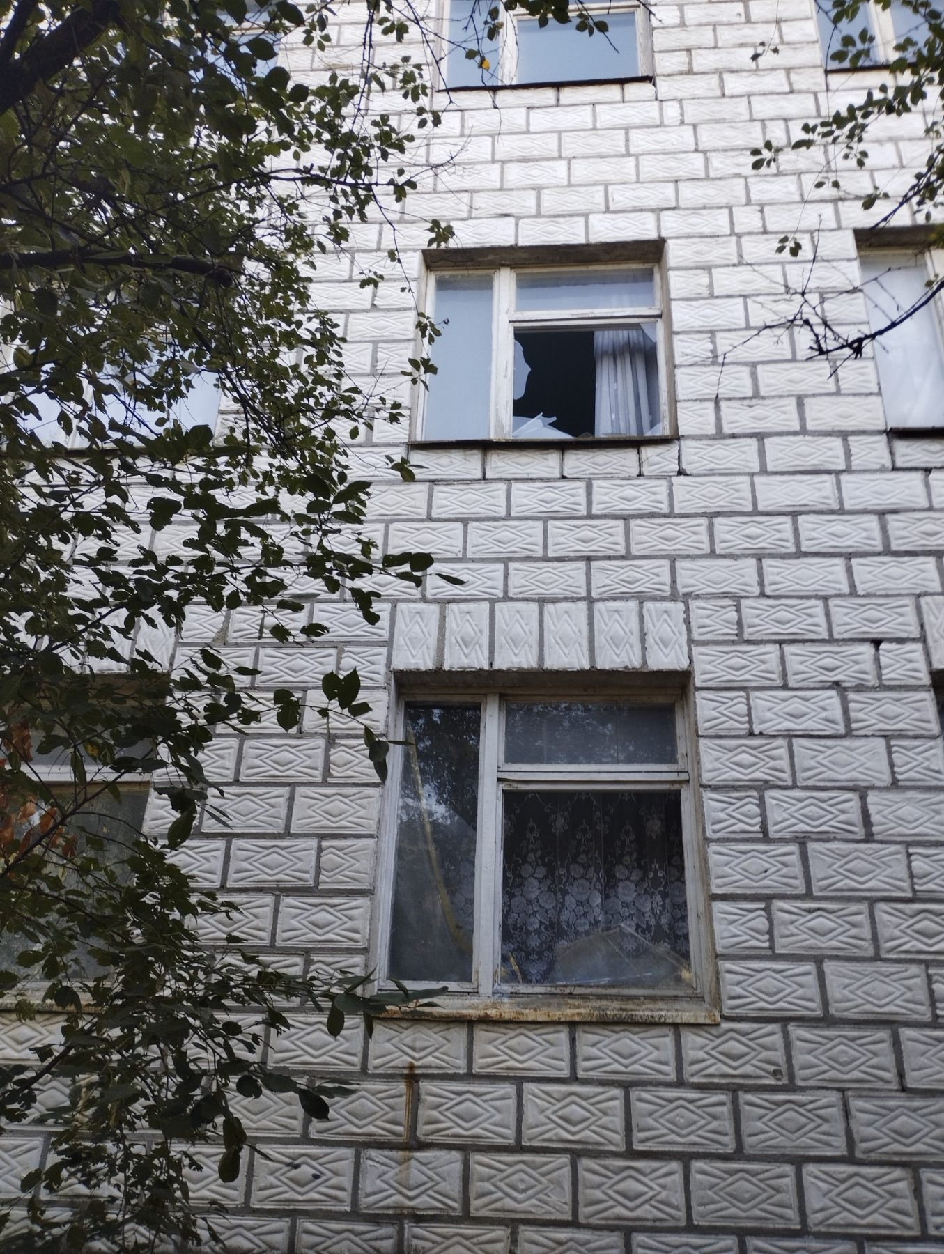 У місті Татарбунари через ракетну атаку постраждало училище: оголошено благодійний збір