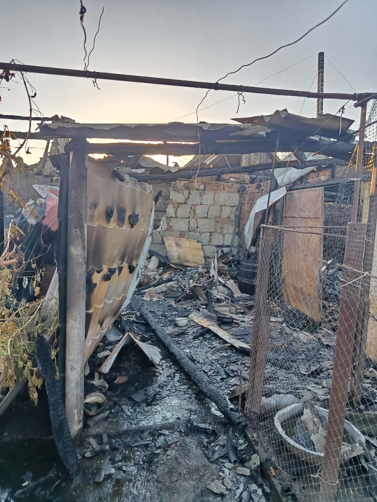 Залишилася цілою лише одна кімната: родина кілійців, чий будинок знищив вогонь, потребує допомоги