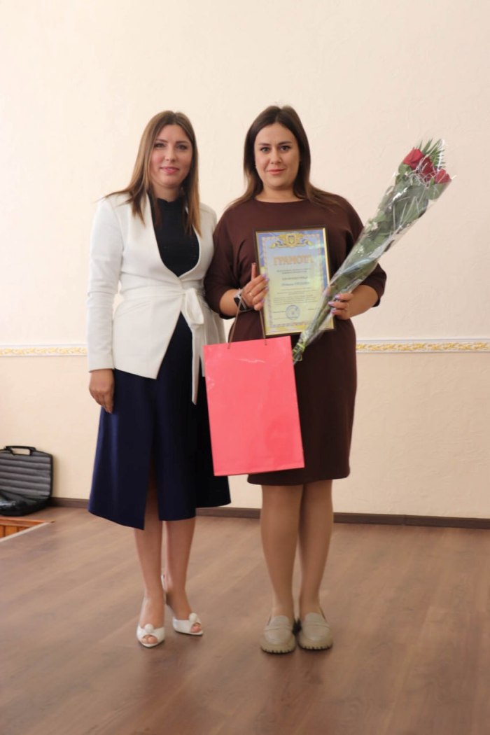 В Арцизі працівників освіти вітали з професійним святом