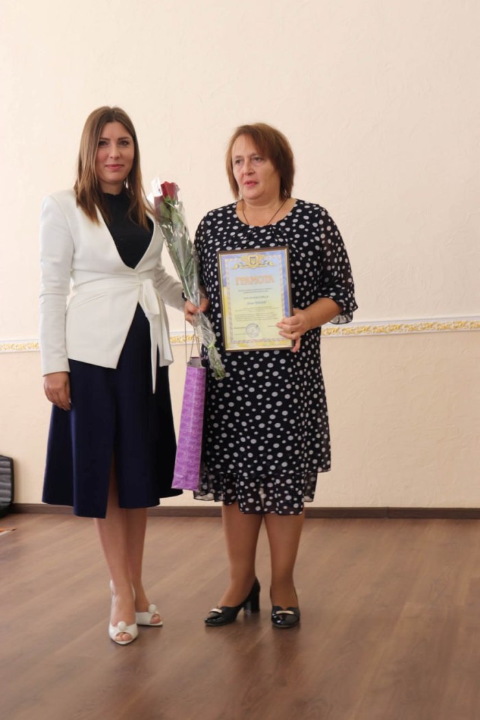 В Арцизі працівників освіти вітали з професійним святом