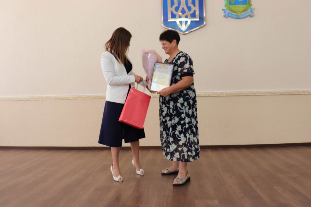 В Арцизі працівників освіти вітали з професійним святом