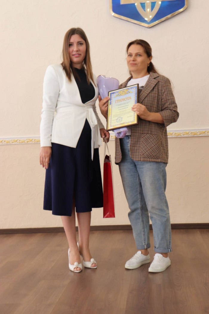 В Арцизі працівників освіти вітали з професійним святом