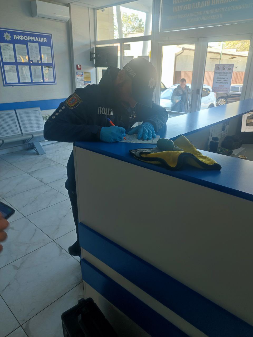 У Білгороді-Дністровському чоловік знайшов гранату та віддав її поліцейським