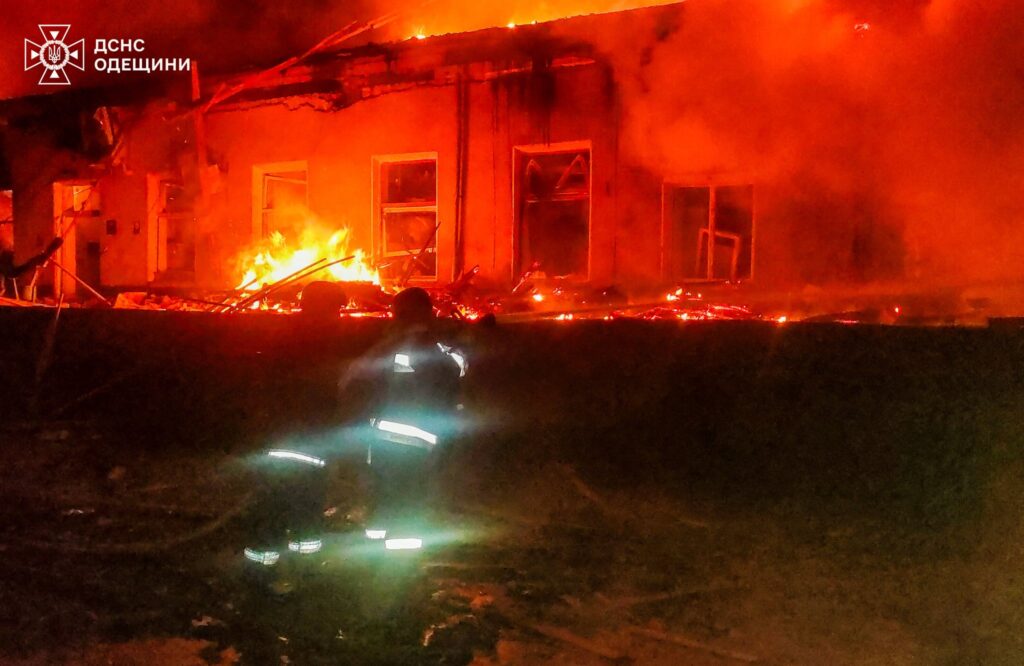 Вночі під прицілом "шахедів" був винзавод в Аккермані: зруйновано цех та склад підприємства