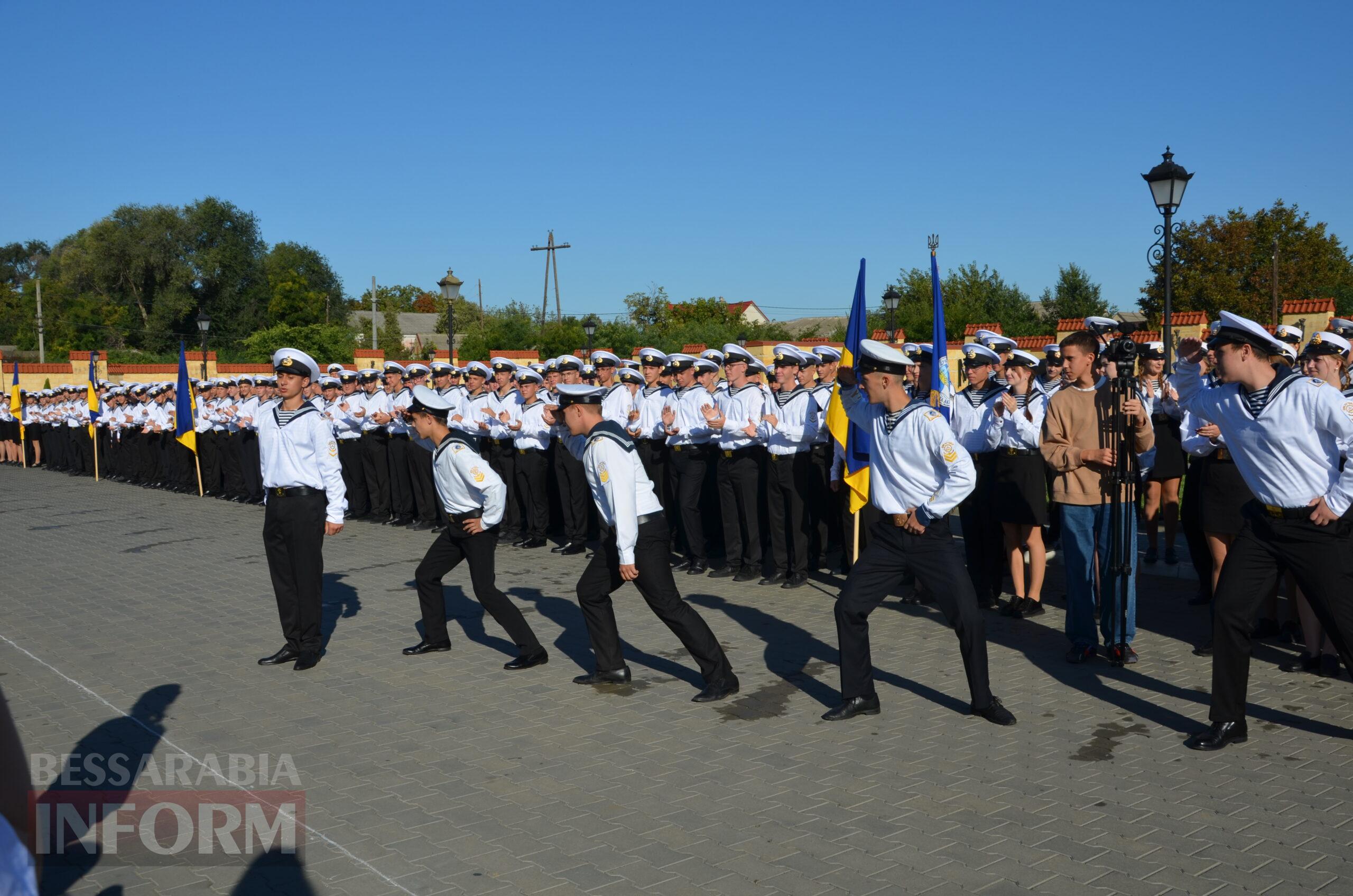 Першокурсники Ізмаїльського ДФК ДУ ОМА склали присягу та були посвячені у курсанти