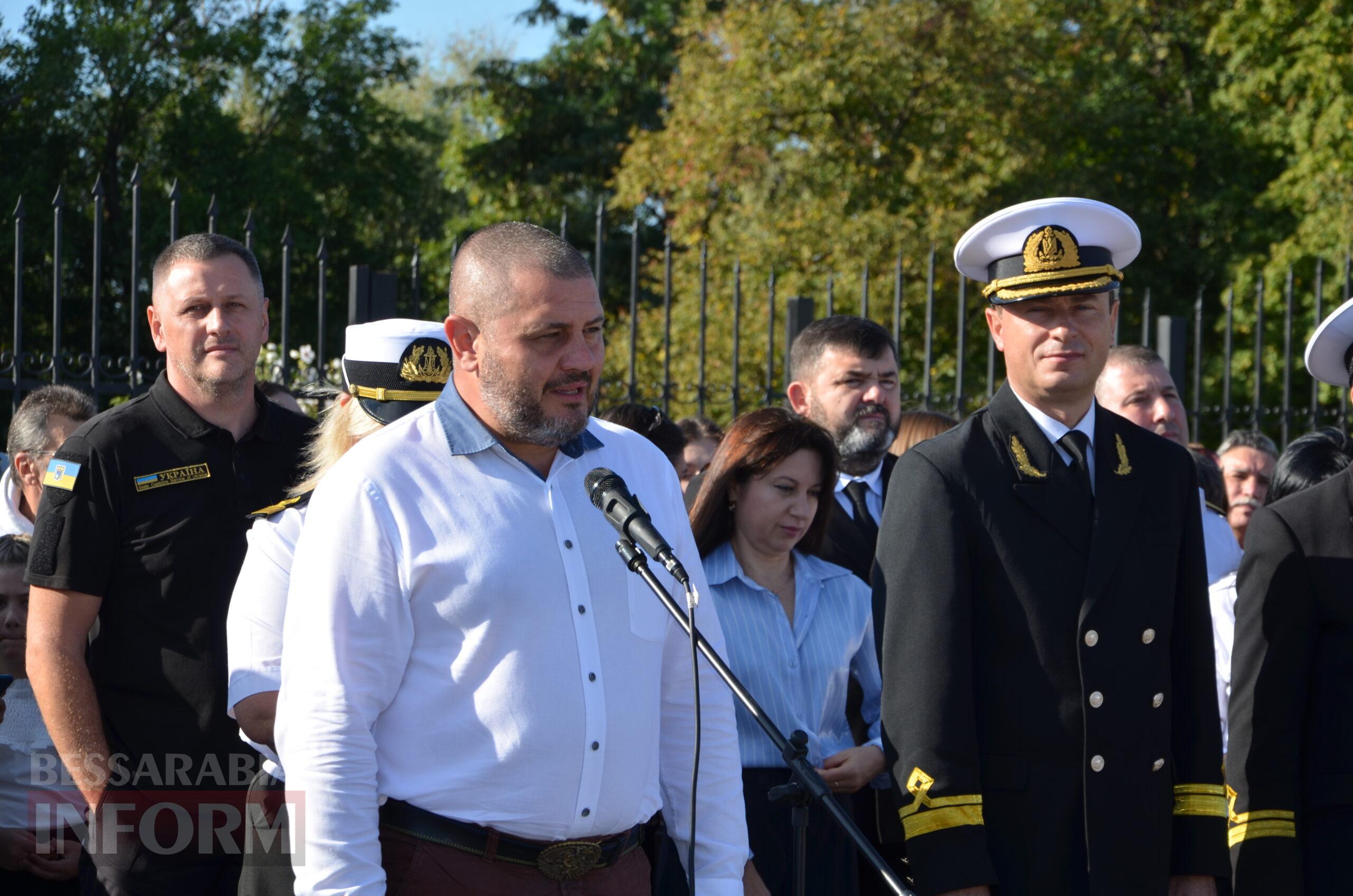 Першокурсники Ізмаїльського ДФК ДУ ОМА склали присягу та були посвячені у курсанти