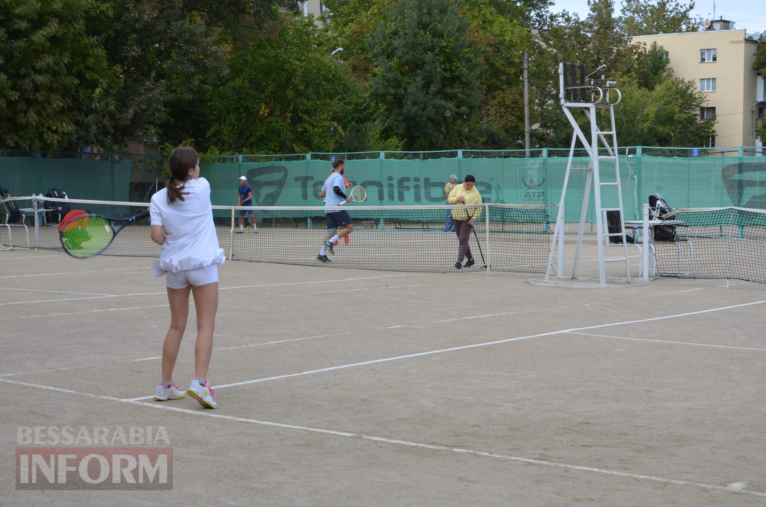 В Ізмаїлі стартував чемпіонат міста з великого тенісу