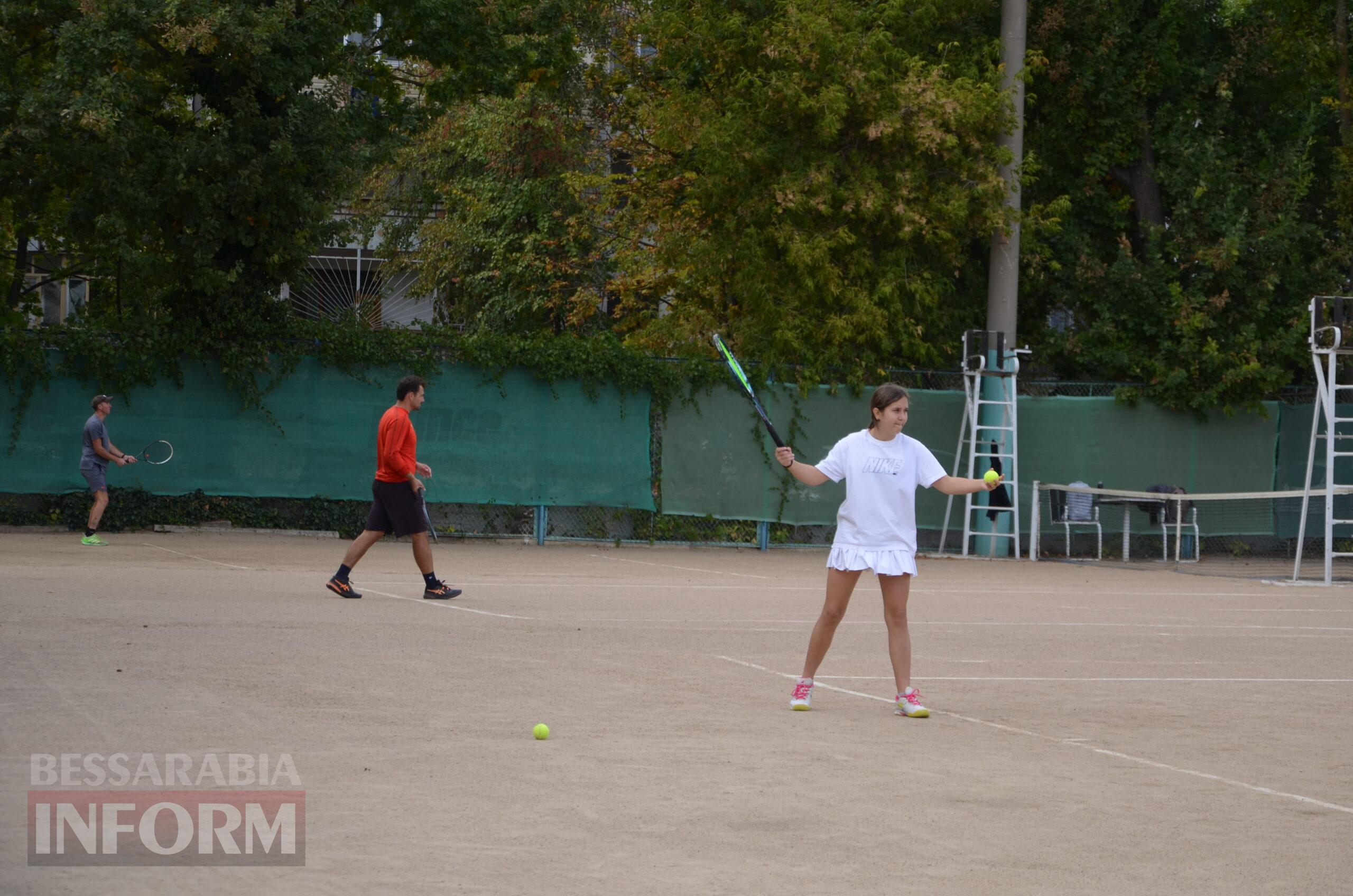 В Ізмаїлі стартував чемпіонат міста з великого тенісу