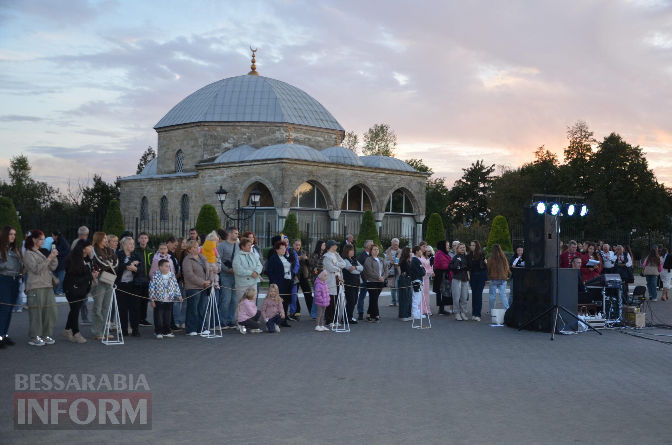 Талановиті виконавці та святкова атмосфера: в Ізмаїлі відбувся концерт, приурочений до Дня міста