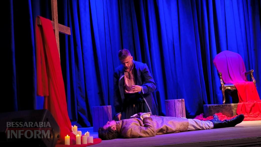 У Кілію з епічною виставою "Тарас Бульба" завітав український сучасний театр Modern