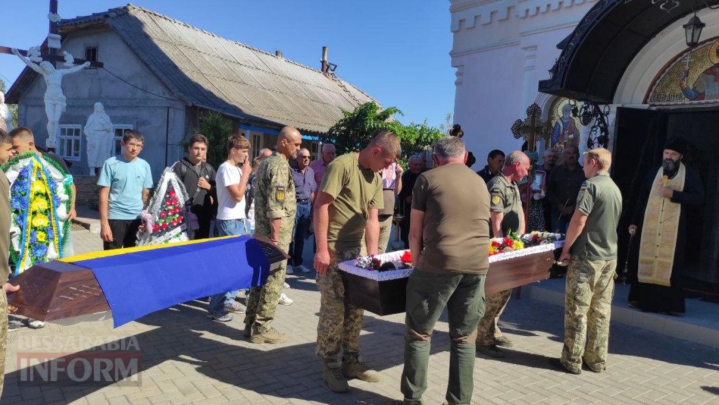 У Кілійській громаді попрощалися з військовим, чиє серце зупинилося на фронті