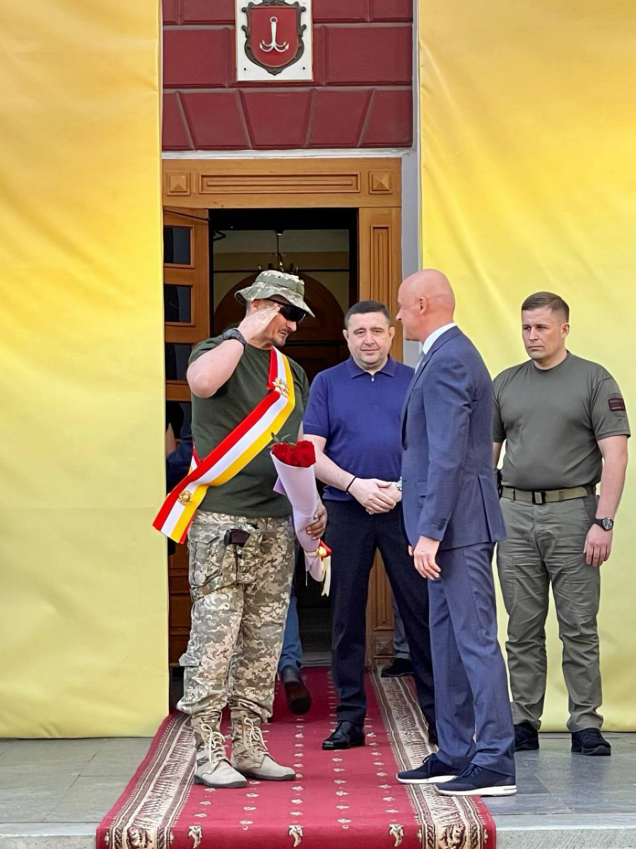 Депутати Одеської облради просять Президента посмертно присвоїти звання Героя України легендарному льотчику Костянтину Оборіну