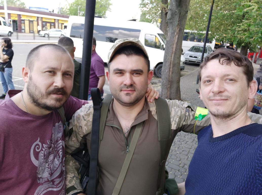 «Я кожній матері бажаю такого сина», - пам’яті загиблого на війні сина ексмера Болграда, офіцера-морпіха Олександра Калова