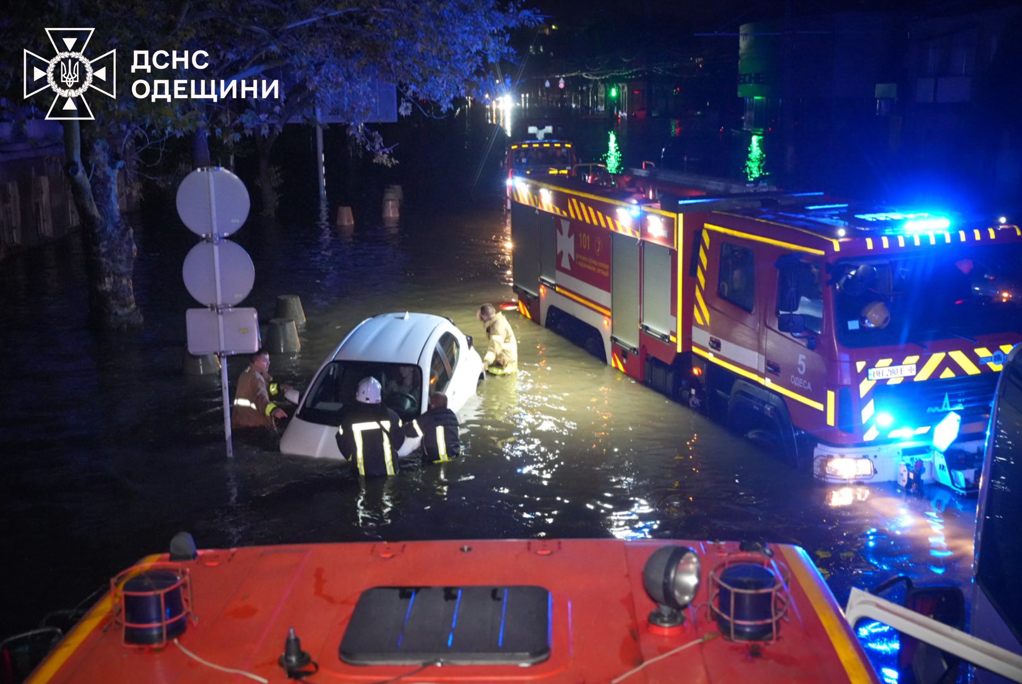 В Одесі через негоду загинуло дев’ять людей, з них п’ять – ціла родина