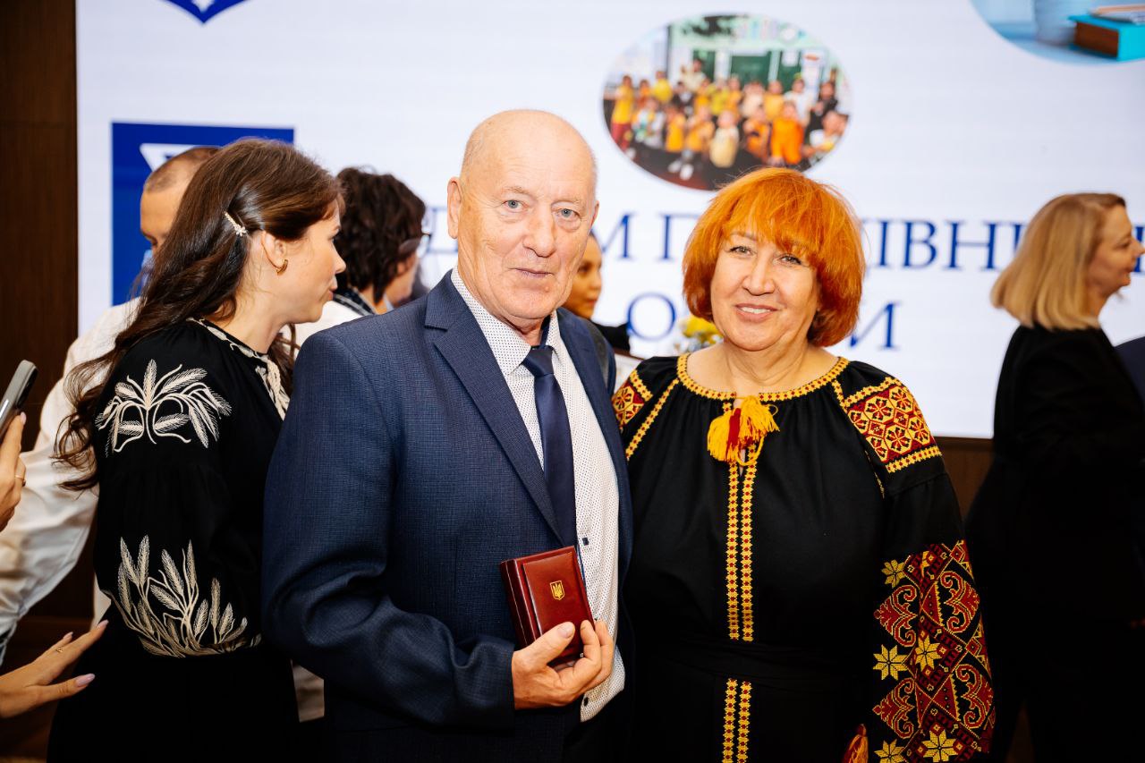 Директор ліцею Саф'янівської громади отримав державну відзнаку «Василь Сухомлинський»