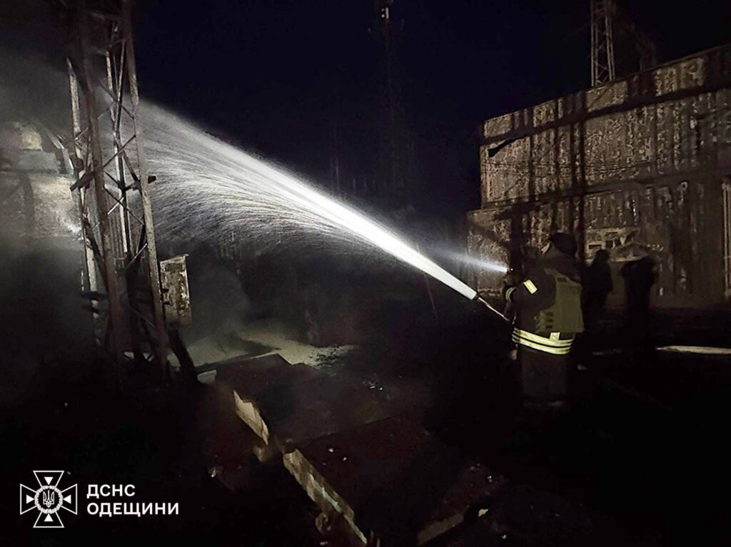 Вночі рф завдала удару по енергетичному об’єкту в Одеській області: є поранений та серйозні пошкодження