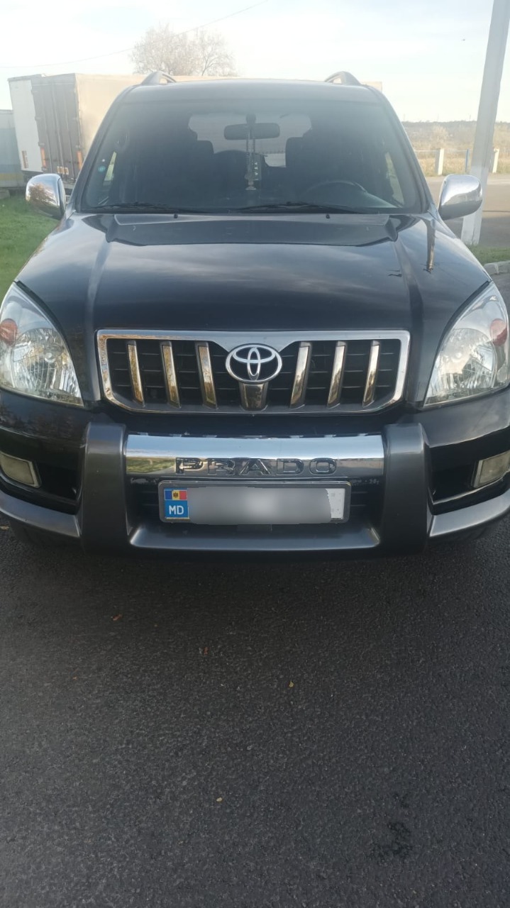 У пункті пропуску Болградського району прикордонники виявили партію контрабандних цигарок