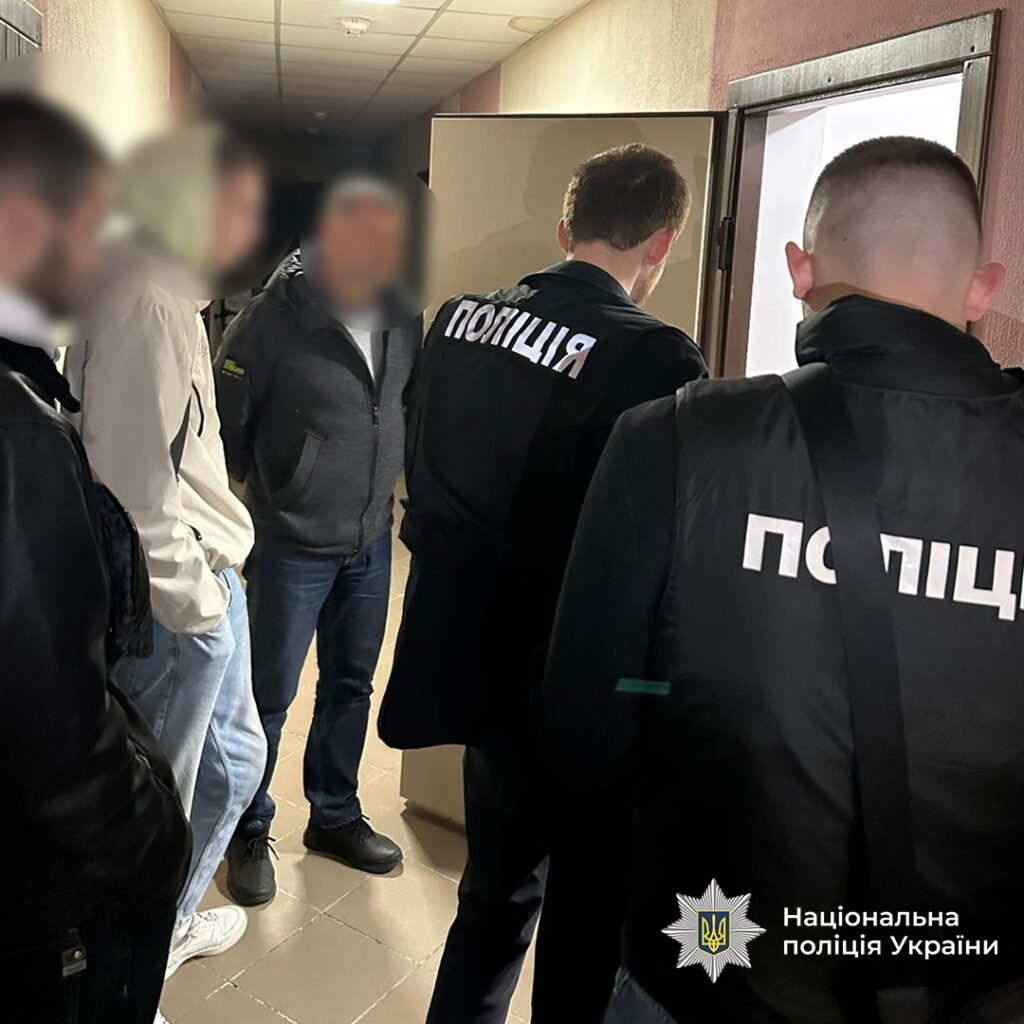 Ексмеру Одеси та ще восьми посадовцям повідомили про підозру у службовій недбалості через загибель людей під час повені